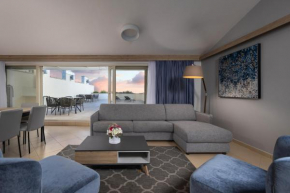 Sunset Garden Palace Apartments